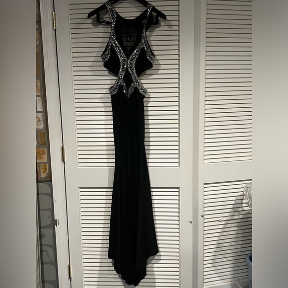 NWOT Beautiful black/baby blue sequence top long gown - Picture 4 of 5